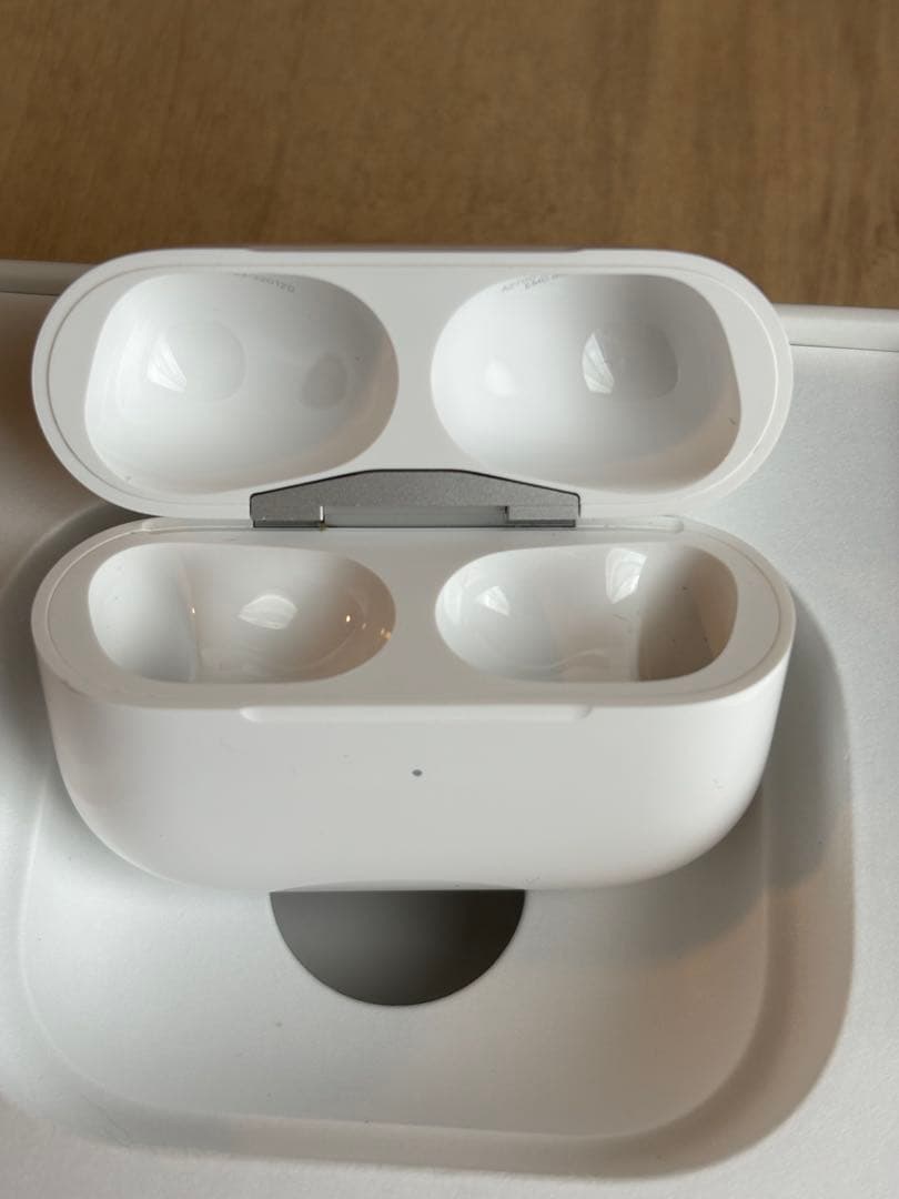 金*様 AirPods pro 2