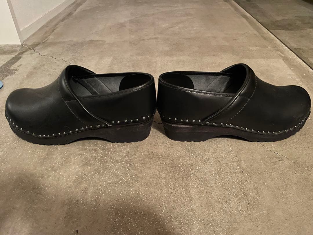 TROENTORPトロエントープclosed back Swedish clog