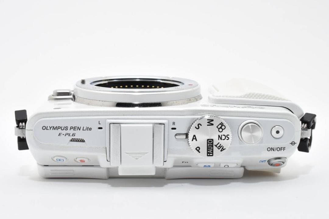 【良品】OLYMPUS PEN Lite E-PL6 【手振れ補正良好】