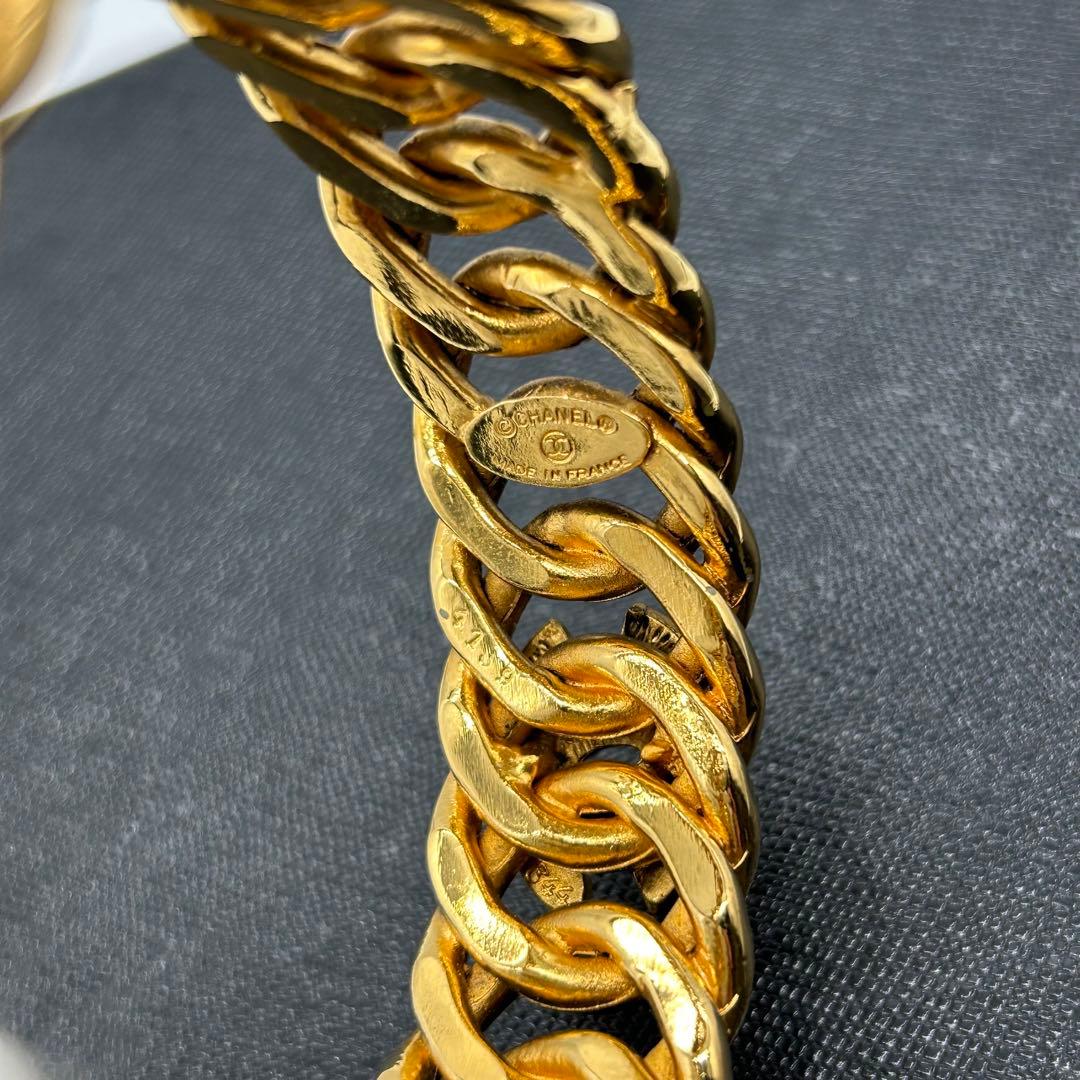 シャネル　CHANEL ブレスレット　バングル　ゴールド　マメ
