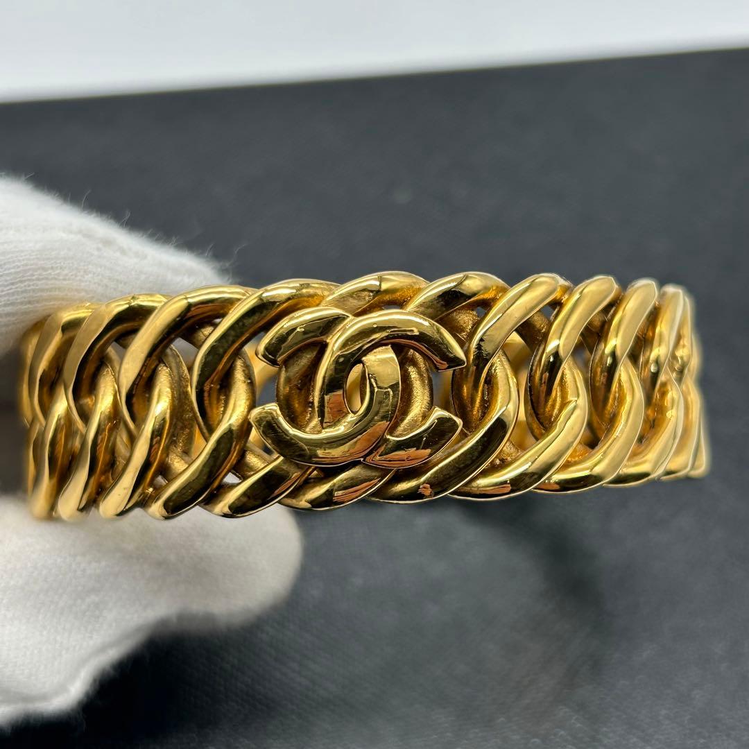シャネル　CHANEL ブレスレット　バングル　ゴールド　マメ
