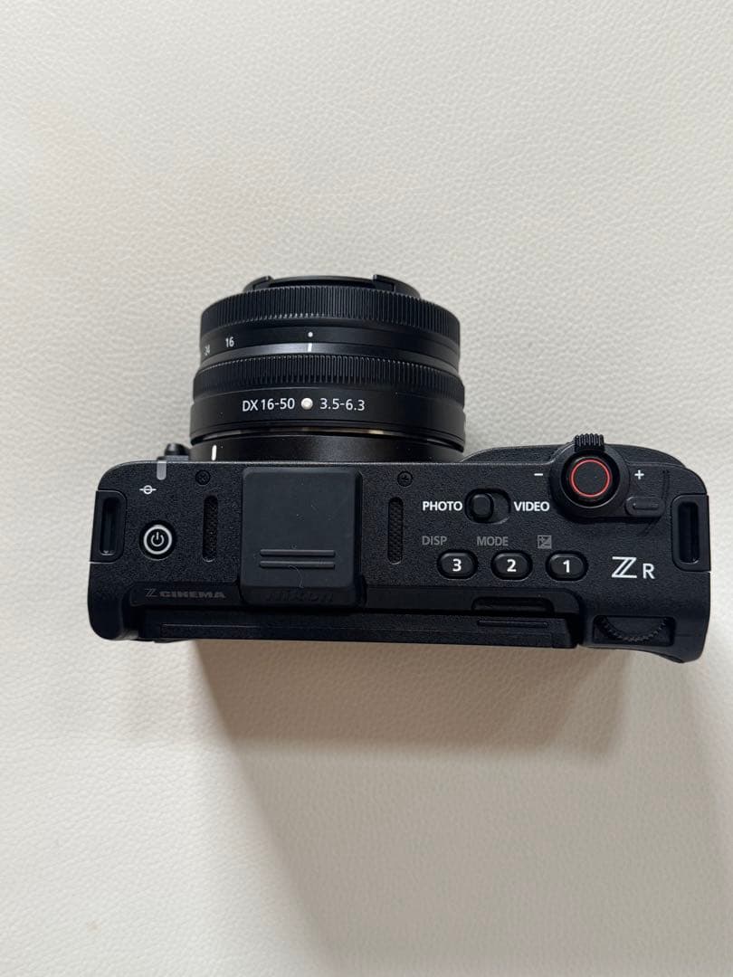 Nikon ZR レンズ付き