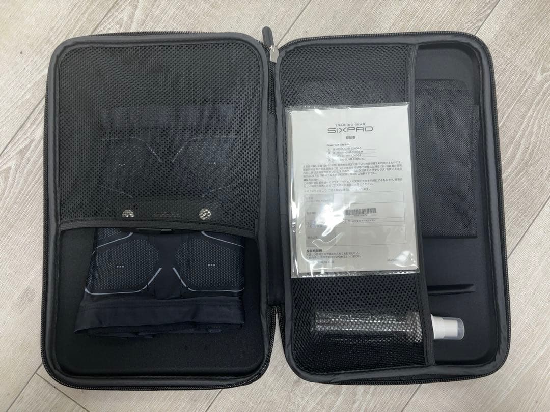 sixpad powersuit abs シックスパッド　アブス　EMS