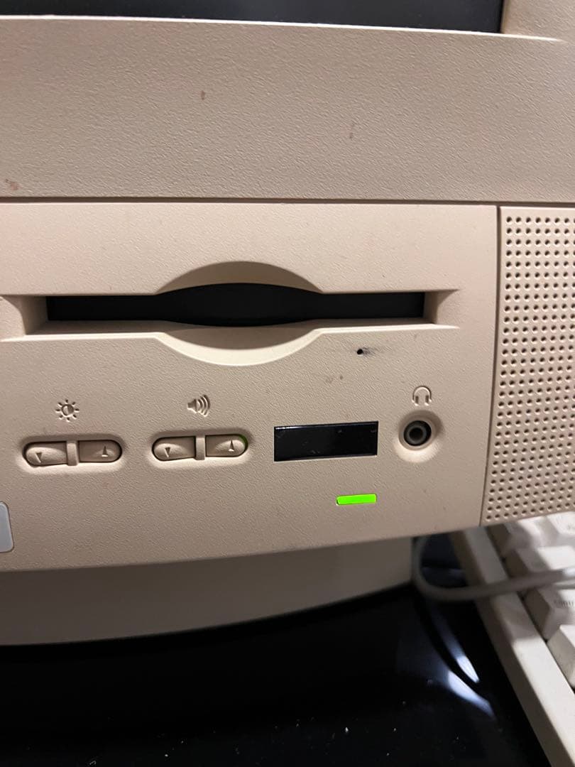 (送料込み)アップル社Apple Macintosh Performs 5210