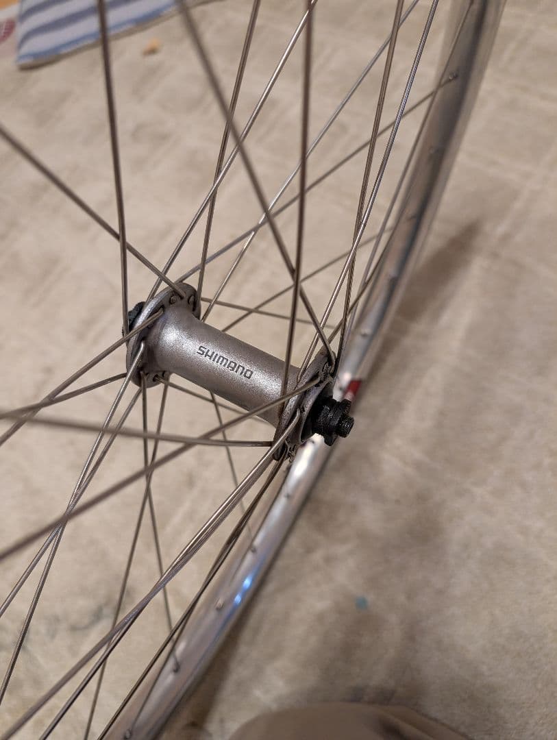 VELOCITY CLIFFHANGER＋MAXXIS HOLY ROLLER