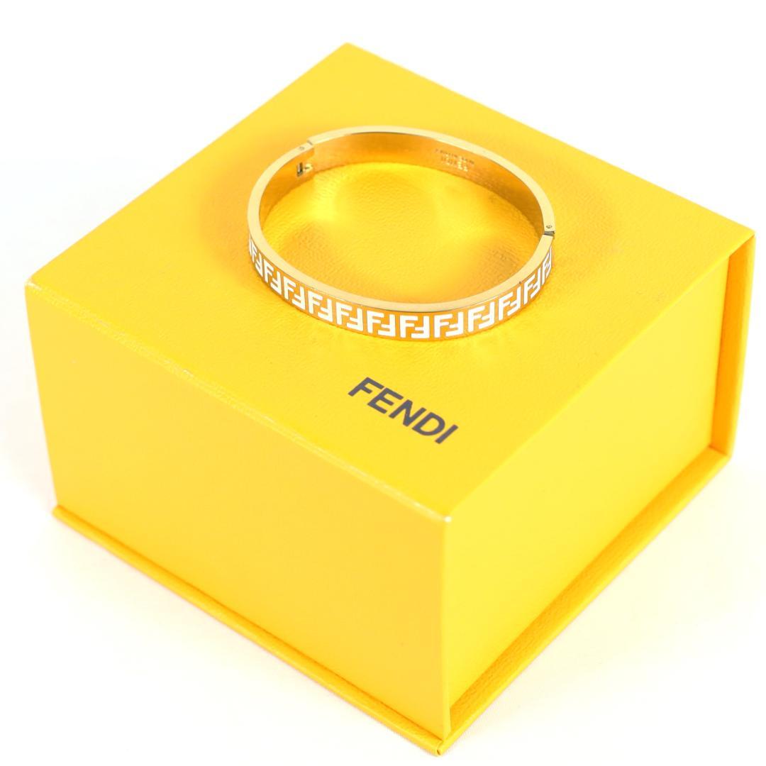 reilra ‼️ FENDI フォーエバー フェンディ ブレスレット