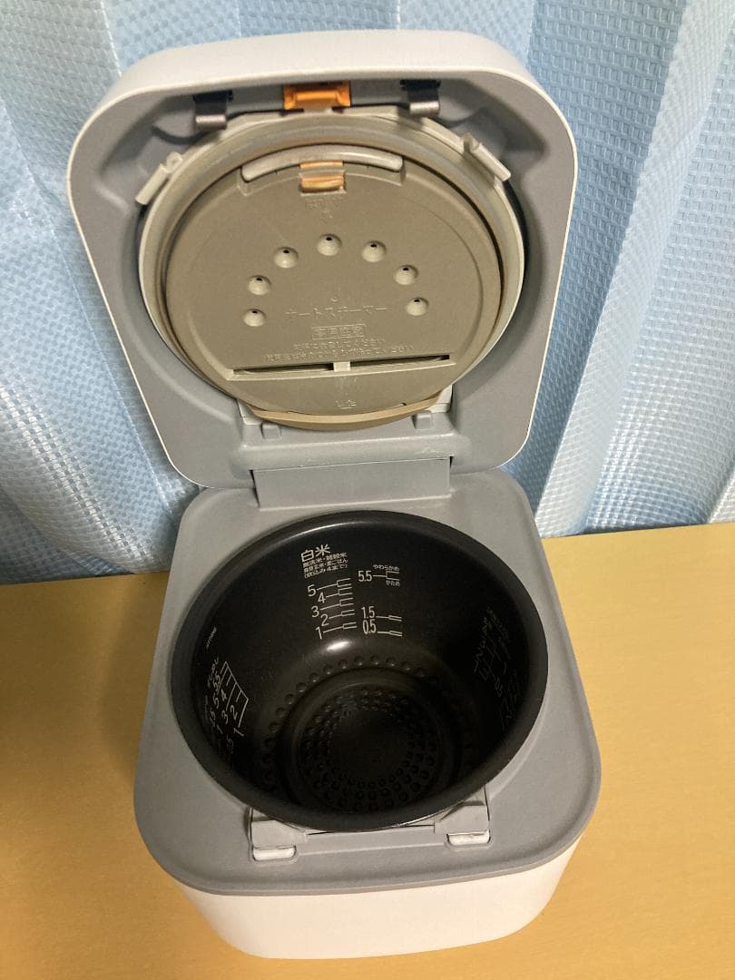 ゆうた★美品★日立 RZ-V100EM 圧力＆スチームIHジャー炊飯器