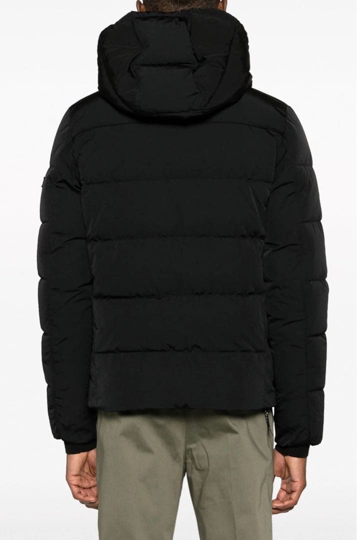 タトラス　フーデッドダウンジャケット