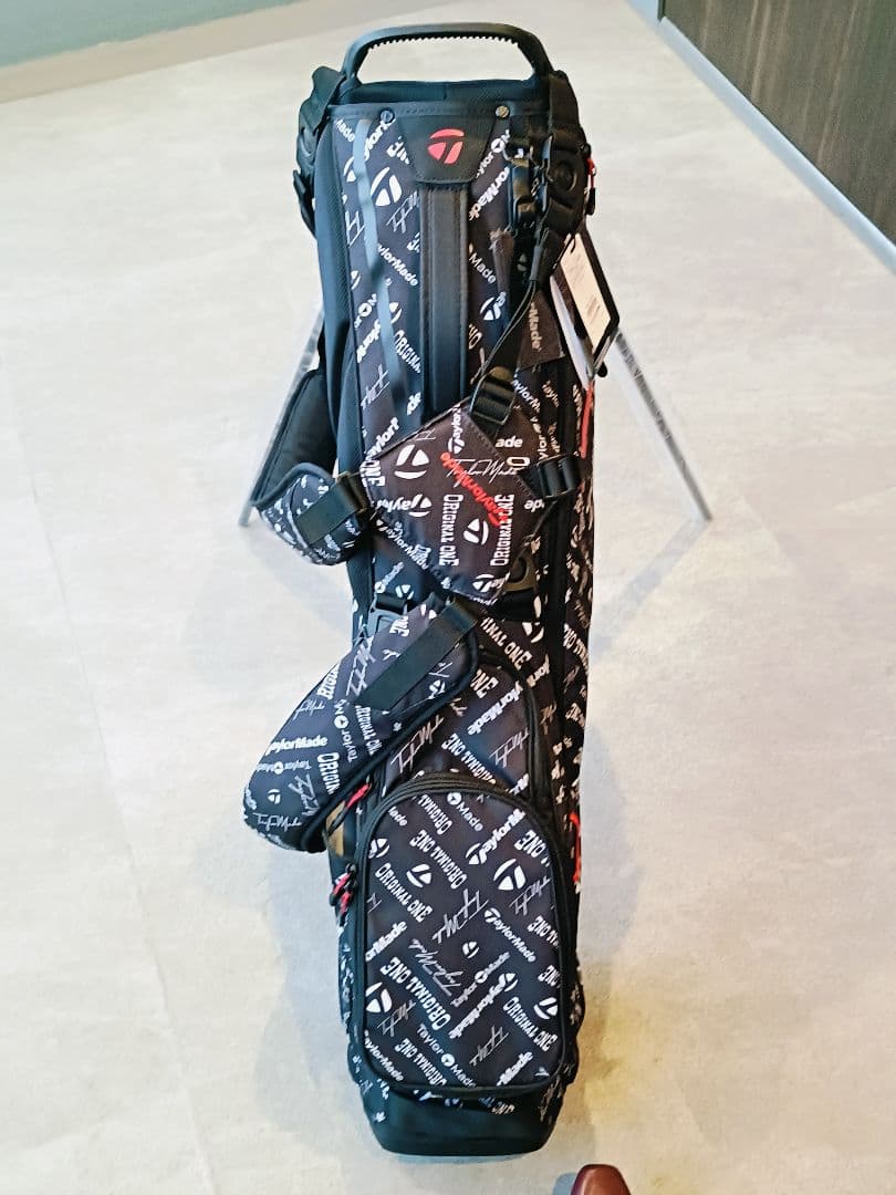 【新品】TaylorMade キャディバッグ スタンド式
