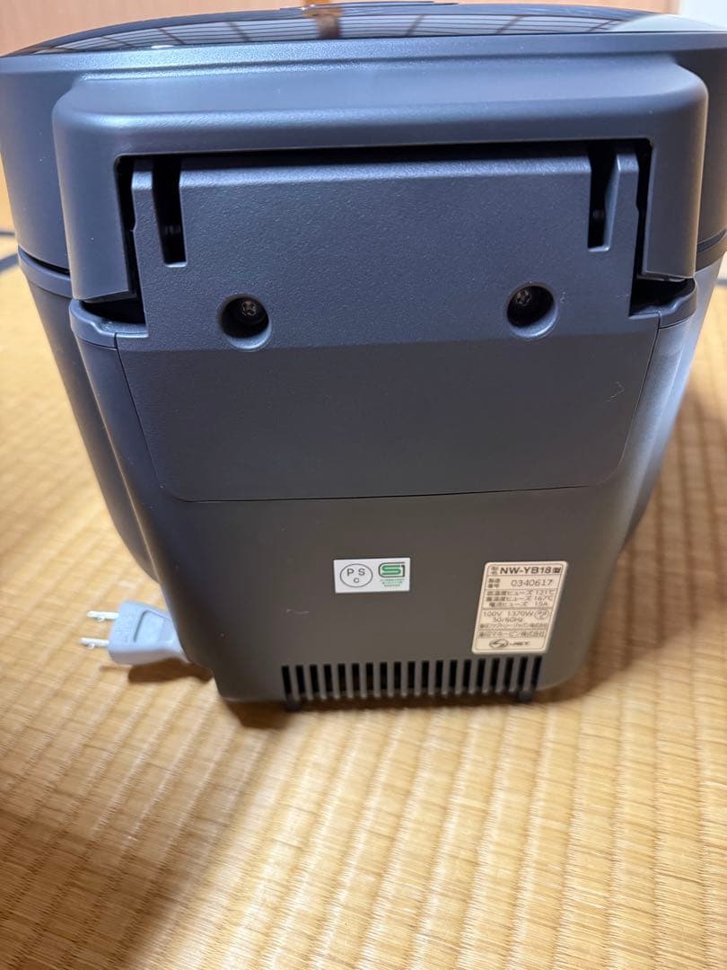象印　NW-YB18-BZ 1.8L 1升炊き