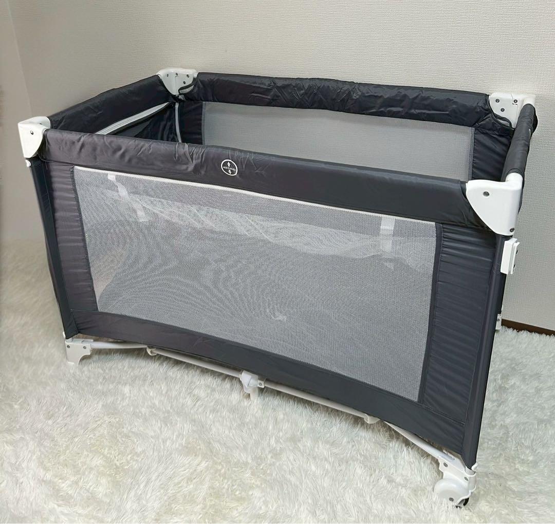 ベビーベッド 添い寝 おむつ台　折りたたみ キャスタ付き 蚊帳　ダーググレー
