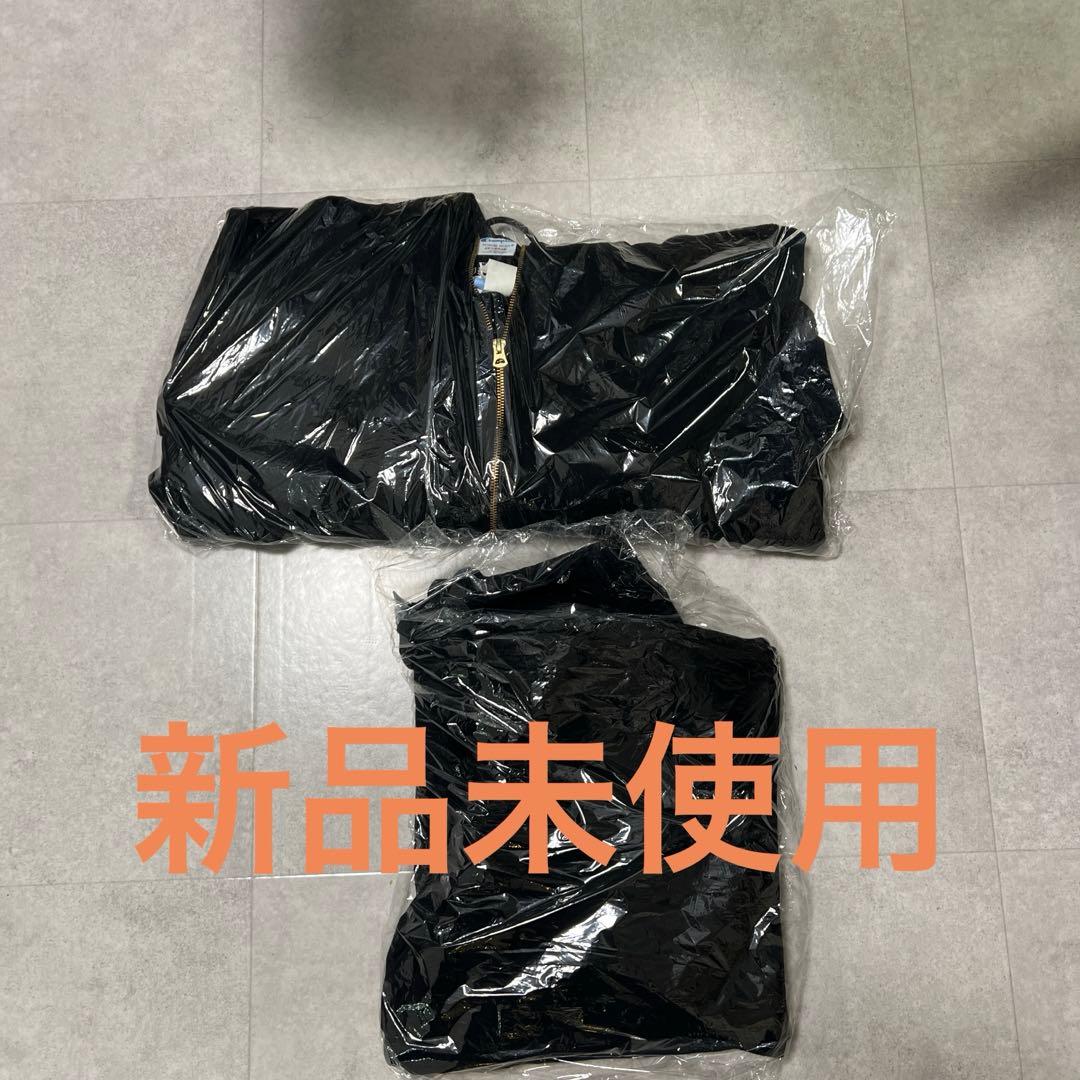 Champion リバースウィーブ(R) スウェット下とパーカー。京都紋付の深黒