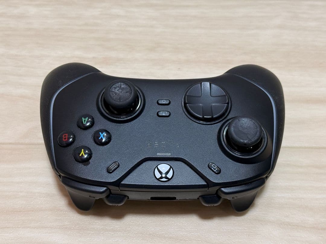 PC用ゲームコントローラー・コンバーター RAZER WOLVERINE v2 CHOMA RZ06-0401