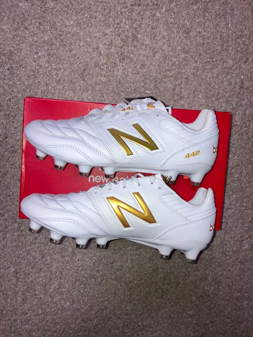 新品未使用 ニューバランス サッカースパイク 26cm