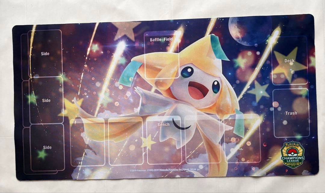 限定品　ポケモン　カードゲーム　ラバープレイマット　ジラーチCL2019