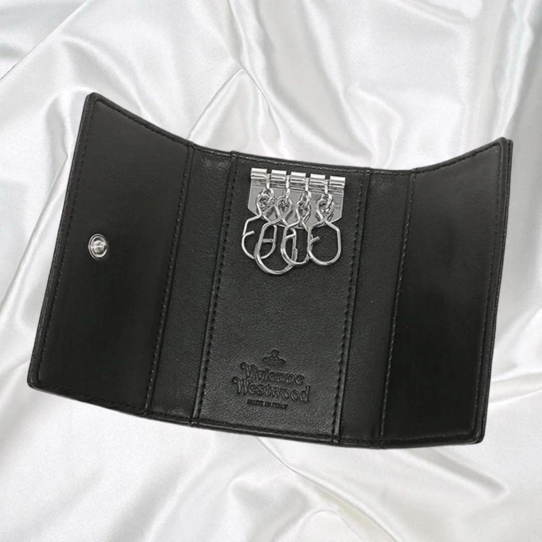 【Vivienne Westwood】美品 ヴィヴィアン サフィアーノ4連 黒