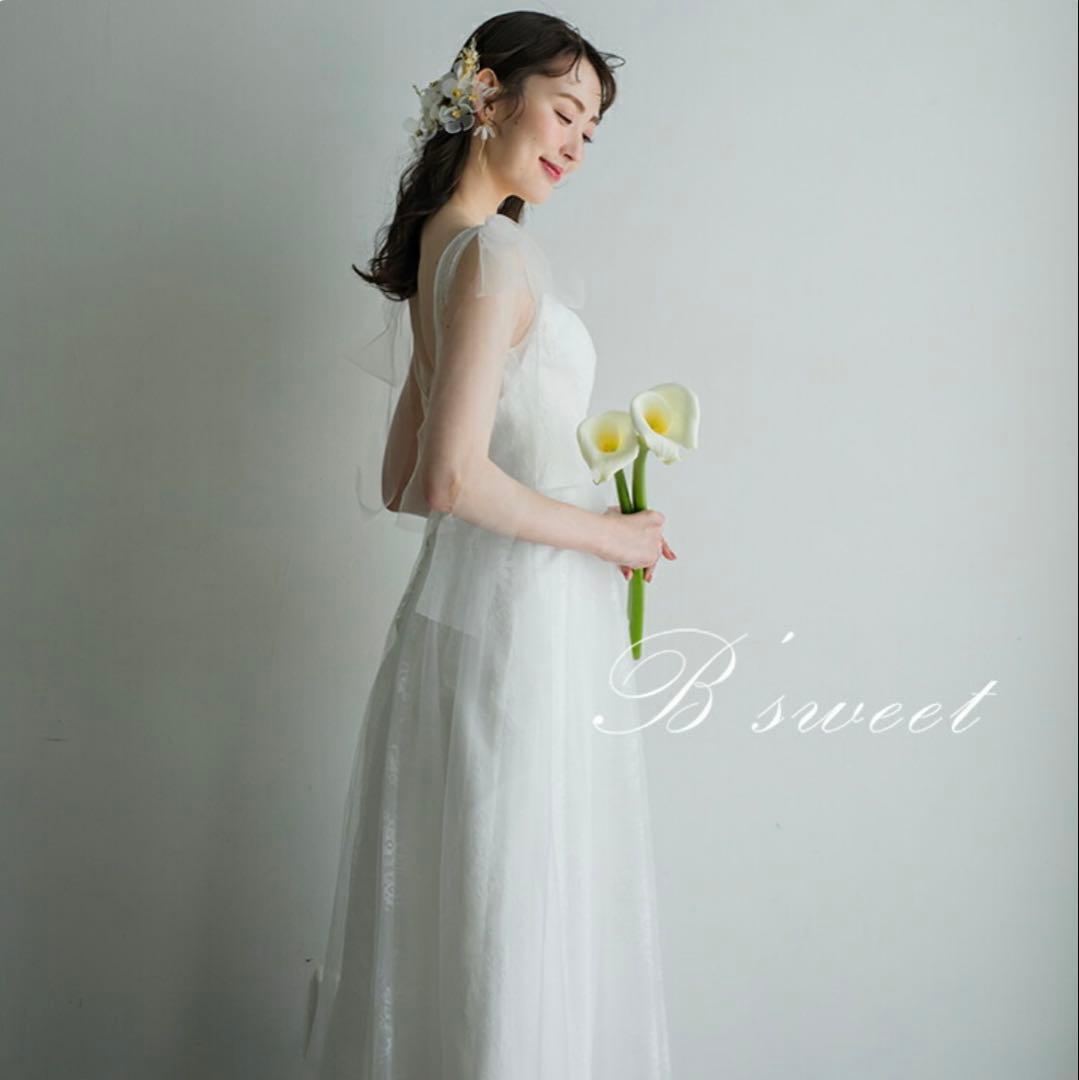 ノースリーブ　ウェディングドレス