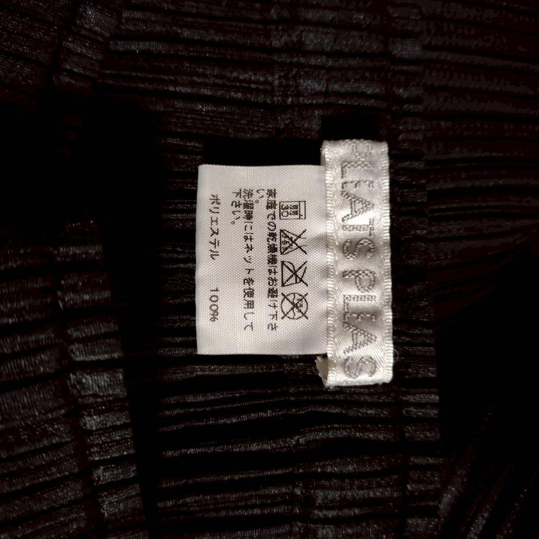 プリーツプリーズ イッセイミヤケ クロップド丈パンツ 黒 ブラック