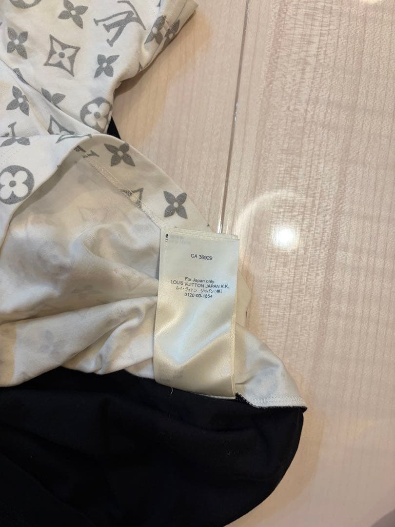 LOUIS VUITTON エスカルプリンテッドTシャツ