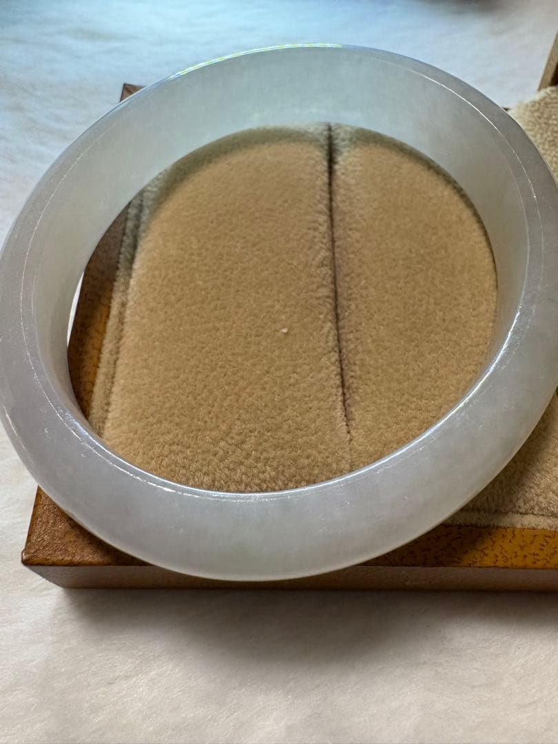 【Mimi】高級 翡翠 バングル A貨 卵型 サイズ 51.5