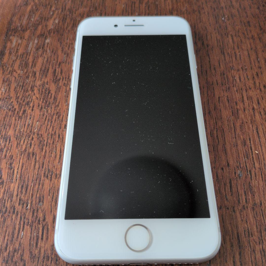 Apple iPhone 8 シルバー 本体