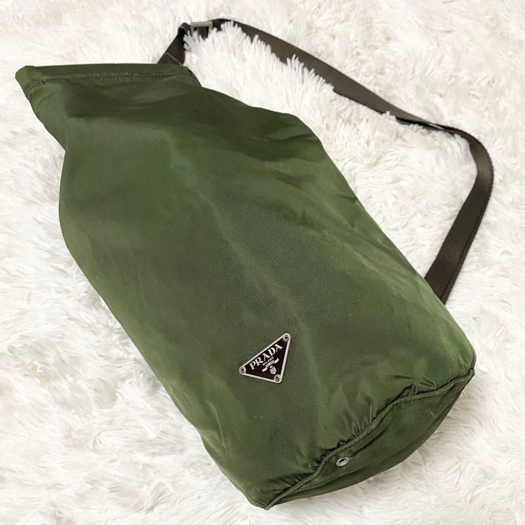 PRADA プラダ 三角ロゴ ドラム型 ショルダーバッグ ボンサック カーキ系