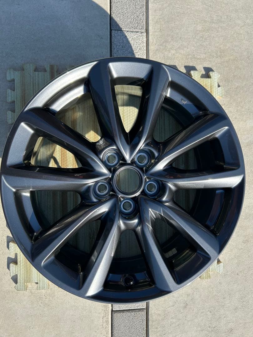 18インチ ダークグレー ホイールセット