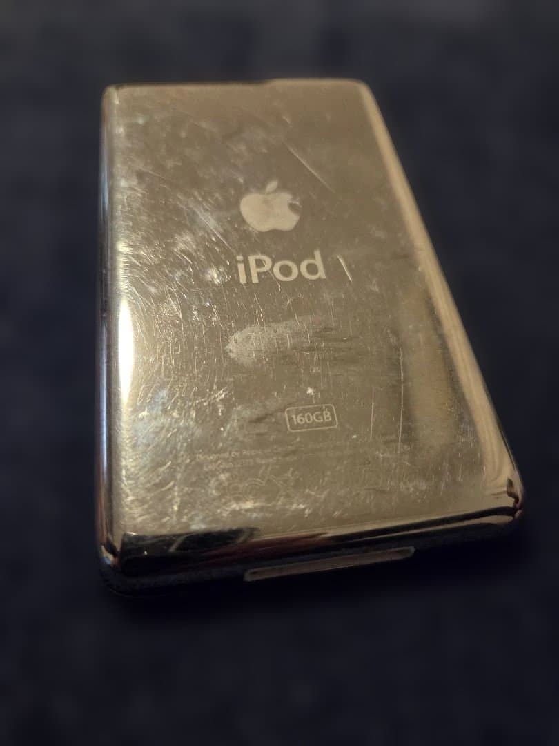 iPod Classic 160GB 音声のみ動作未確認 非純正ケーブル付