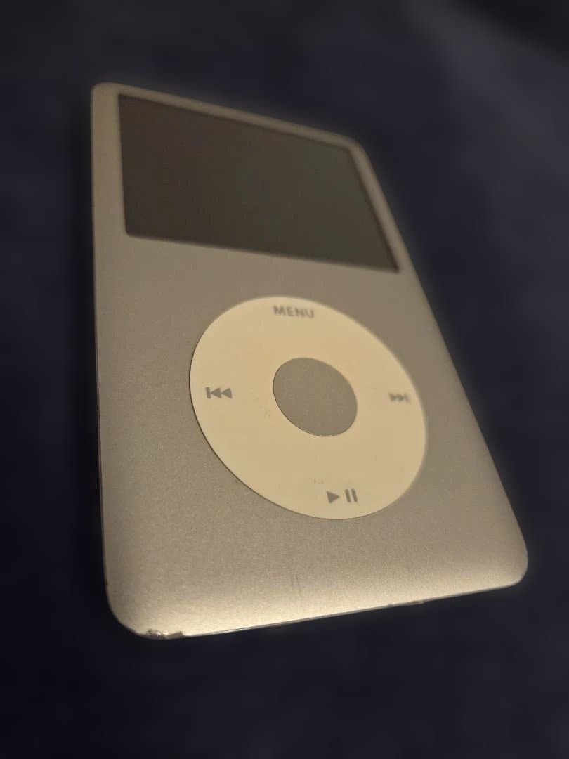 iPod Classic 160GB 音声のみ動作未確認 非純正ケーブル付