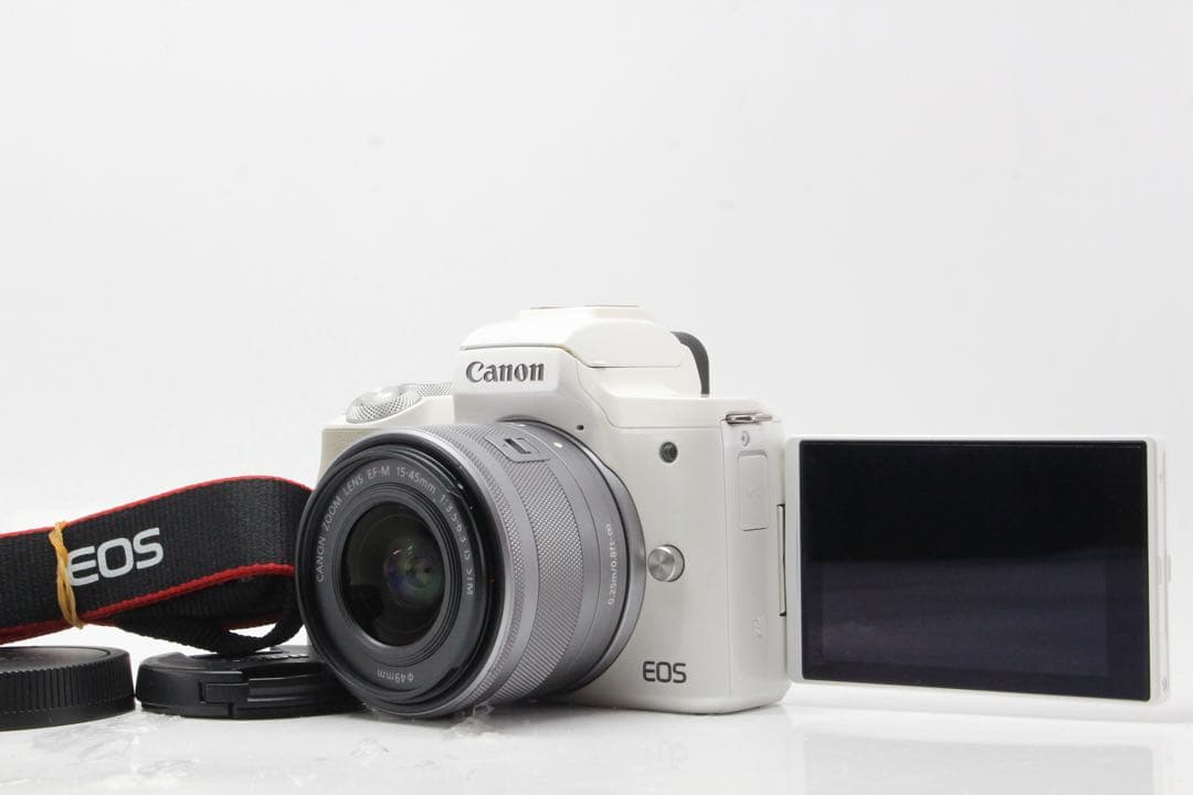 美品❣️Canon EOS Kiss M レンズキット❣️人気機種！可愛いホワイト