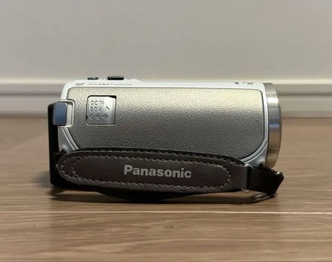 パナソニック デジタルハイビジョンビデオカメラ HC-V550M ホワイト