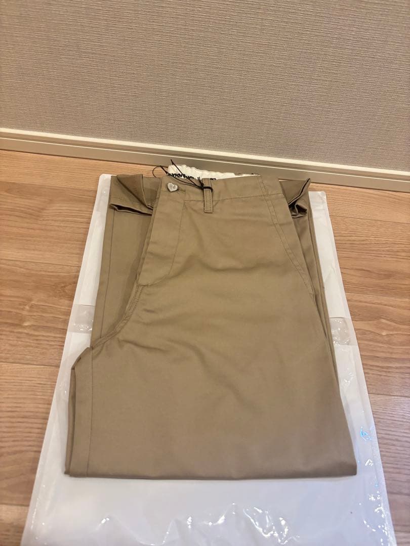 岩田剛典GODONLYKNOWS CHINO PANTS ベージュ Sサイズ
