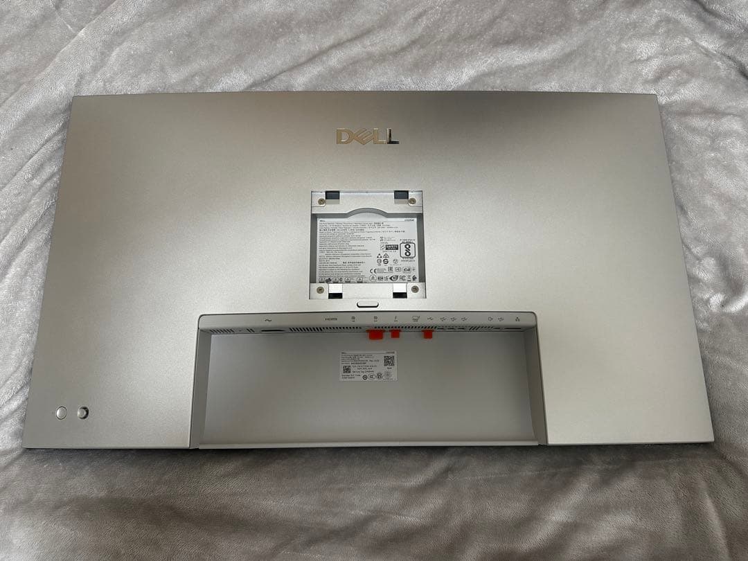 Dell 4K 31.5インチ モニター U3225QE