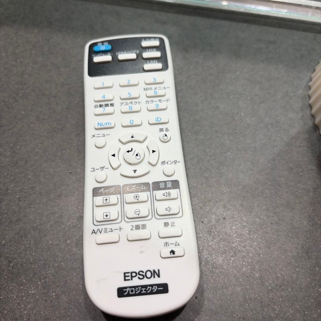 EPSONプロジェクター ＋ 80インチ床置きスクリーン