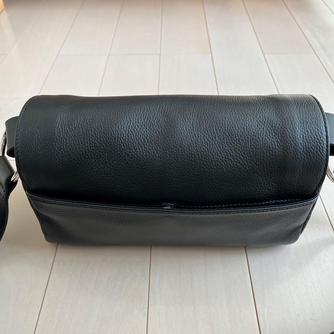 ☆ビアズリー　ミニレザーボディバッグ☆