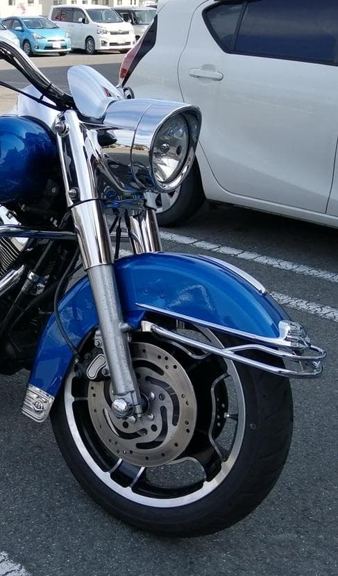 ハーレー純正FLHXフロントホイール　1インチベアリング 18インチ×3.5中古