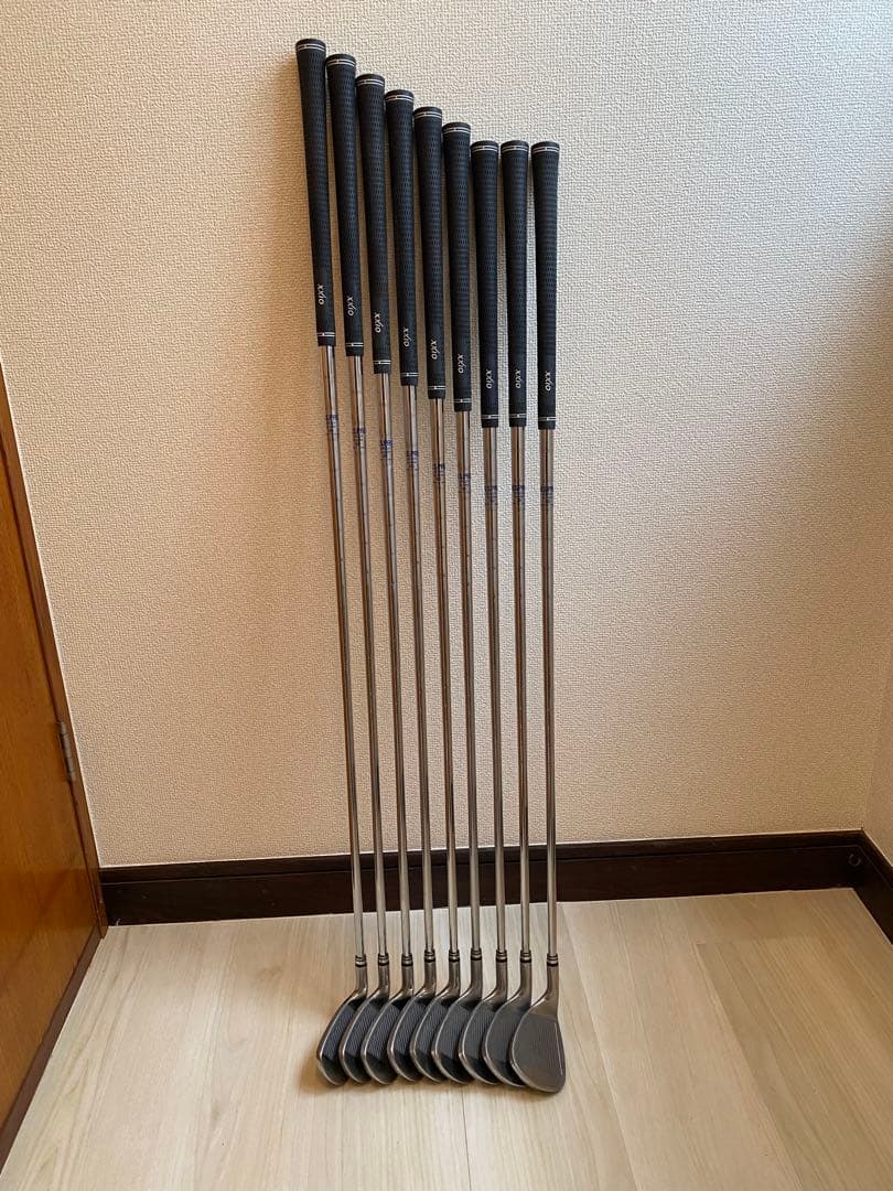 ち*う様 【即発送】XXIO ゼクシオ アイアンセット 9本 スチールS 人気モ