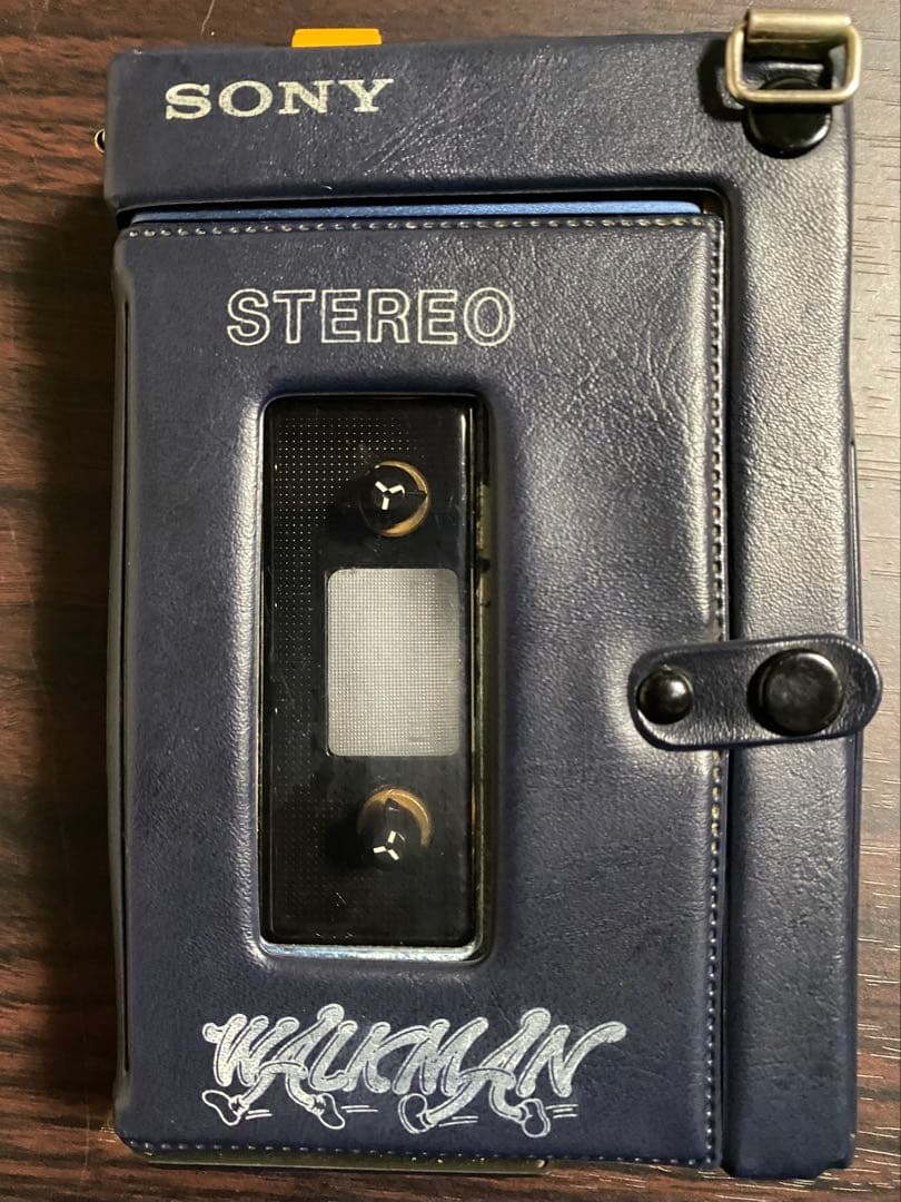 SONY初代ウォークマン TPS-L2 カバー付き