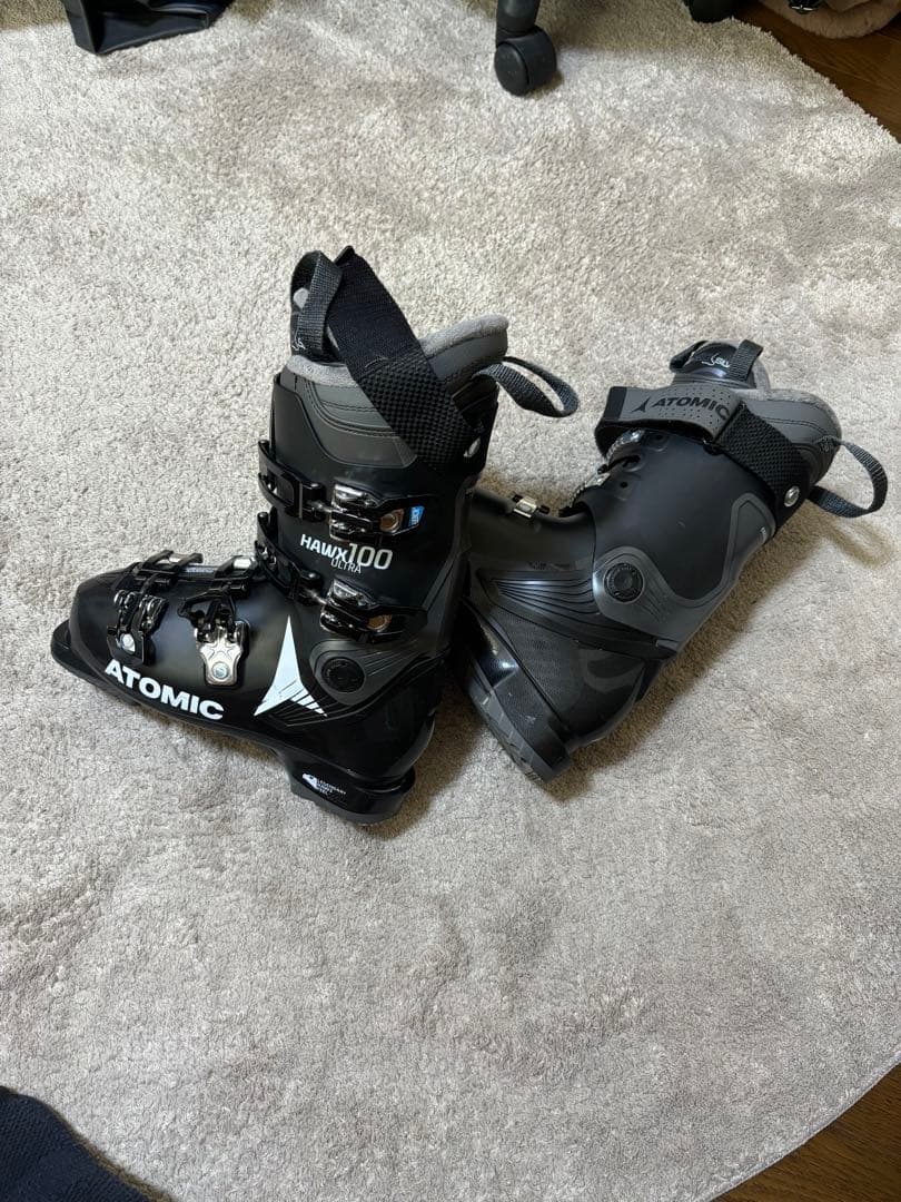 Atomic スキー用ブーツ ブラック