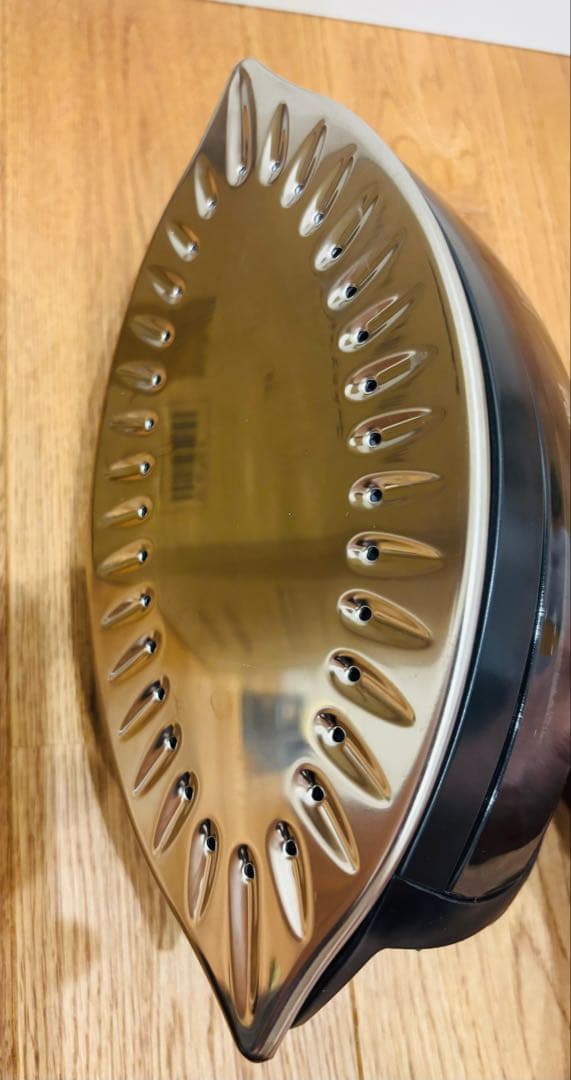 【未使用展示品】パナソニック NI-WL708-K コードレススチームアイロン