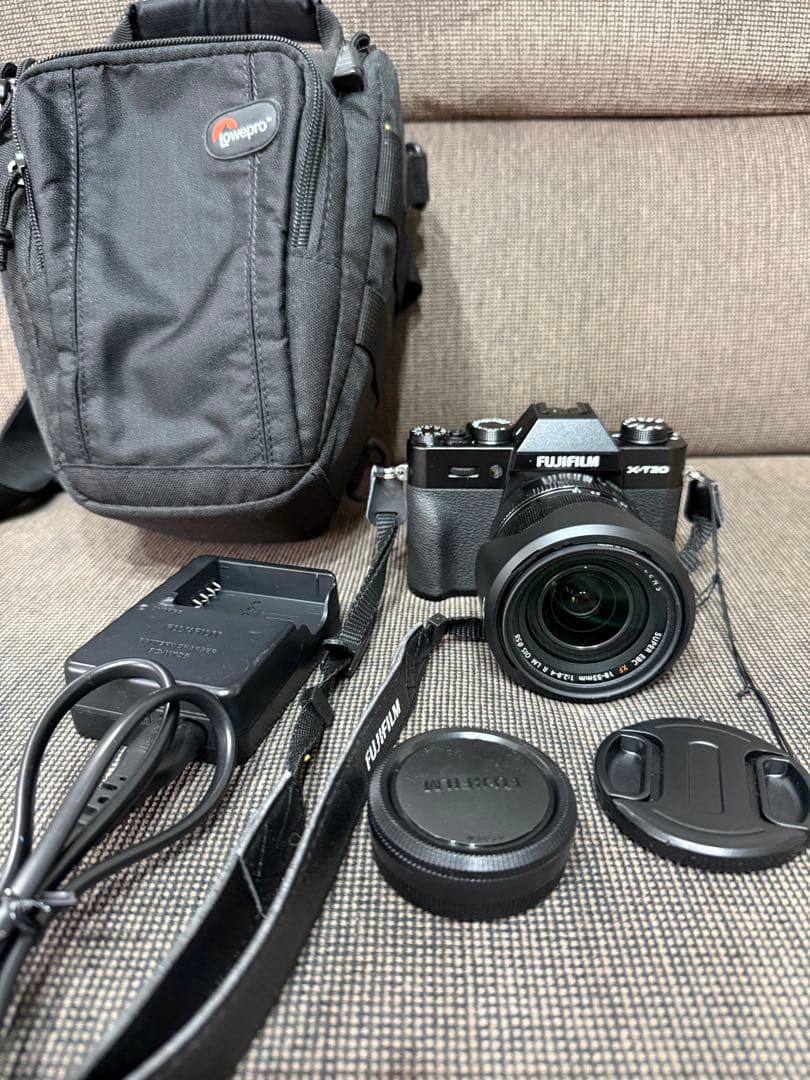 フジフィルム X-T20 レンズキット XF18-55mm 美品 ミラーレス