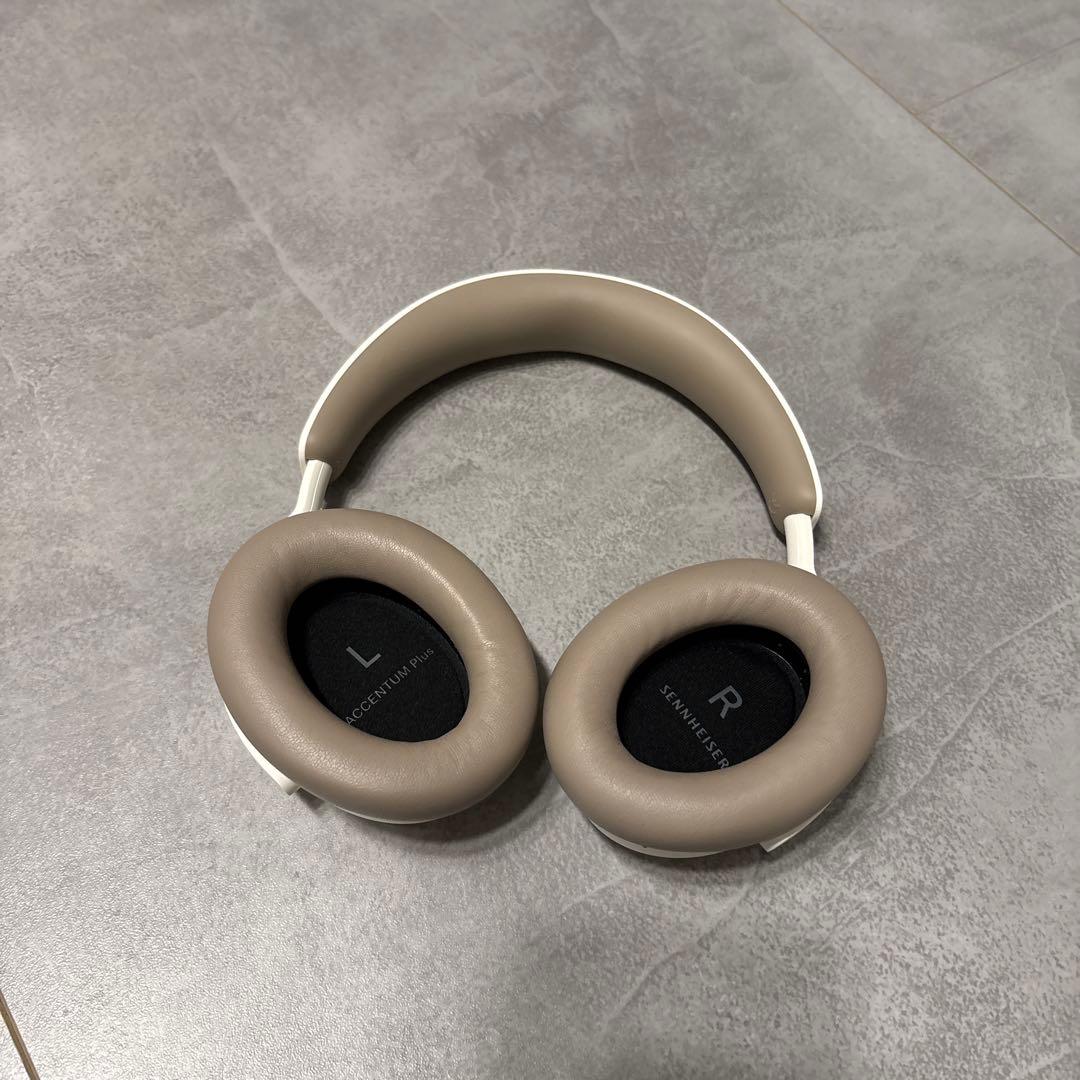 Sennheiser Accentum Plus ワイヤレスヘッドホン本体のみ