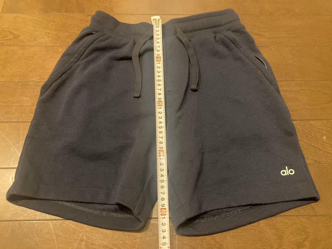 新品未使用☆aloネイビーショートパンツ☆アロヨガHawaiiハワイ☆ルルレモン
