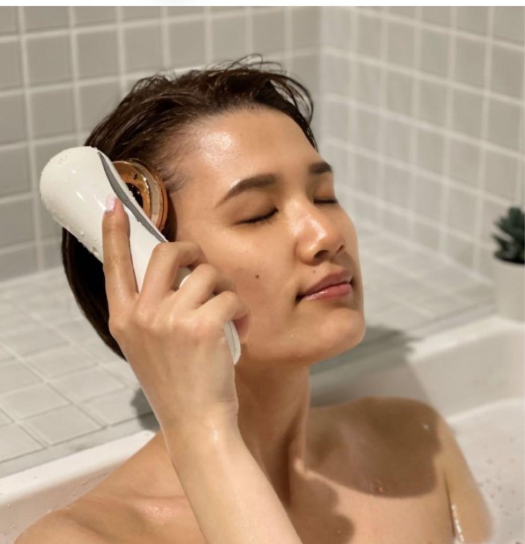 ヘッドスパ美顔器