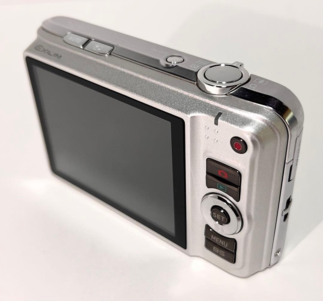 CASIO EXILIM EX-H15 デジカメ コンデジ ジャンク品