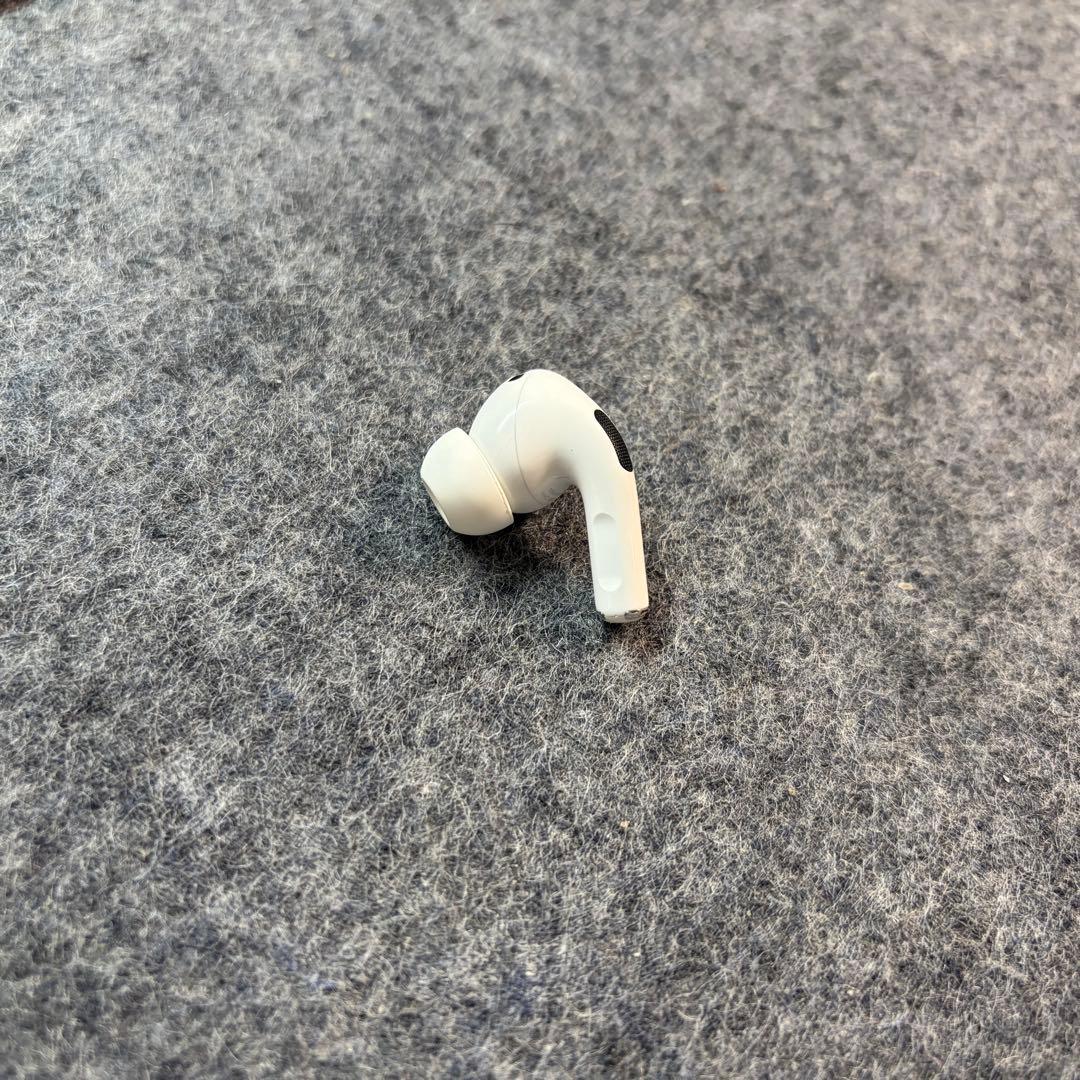 AirPods Pro (第2世代) 本体 USB-C充電ケース付き