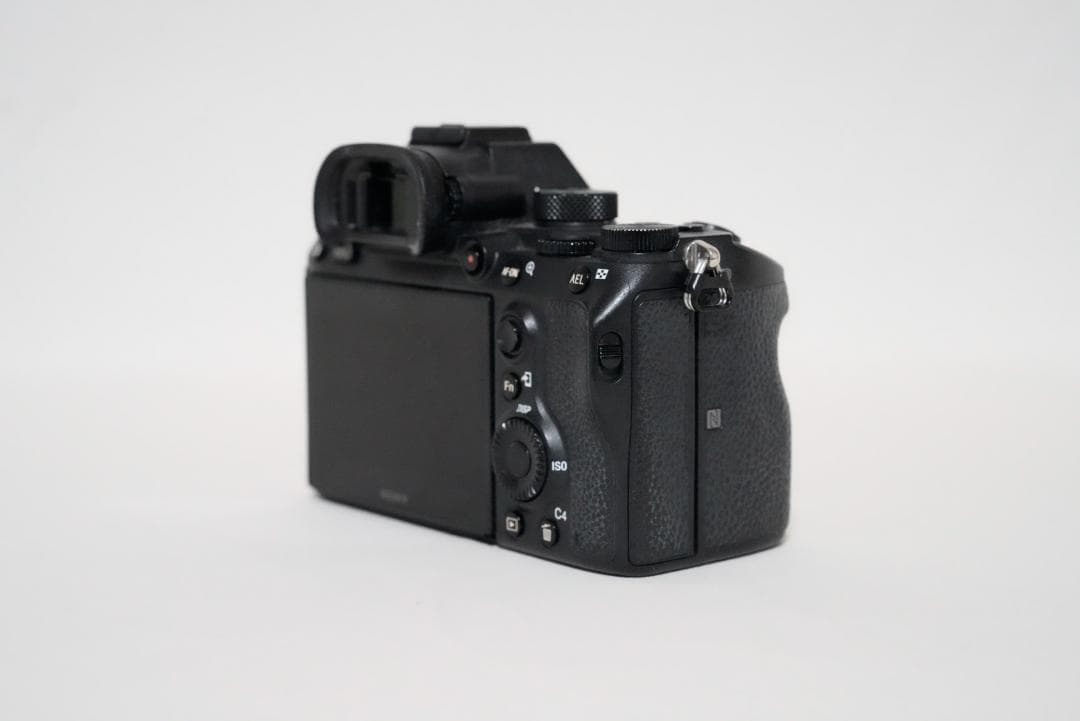 Sony α7 III ミラーレス一眼 元箱・付属品あり