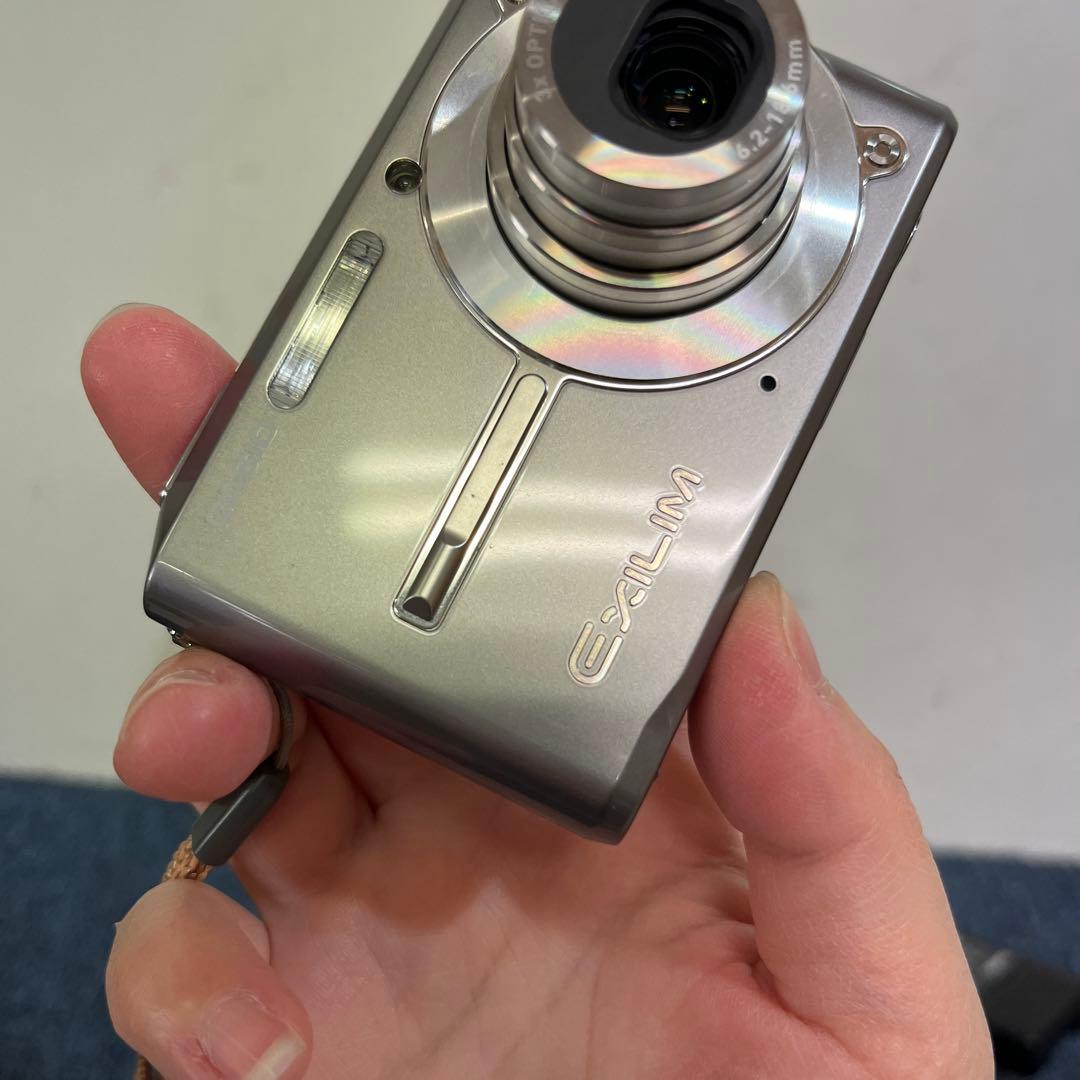 CASIO EXILIM EX-S500 シルバー