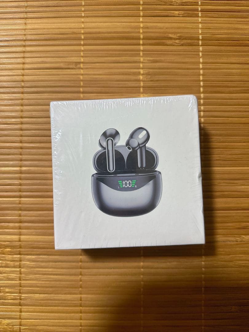 未開封 ブラック　ワイヤレスイヤホン