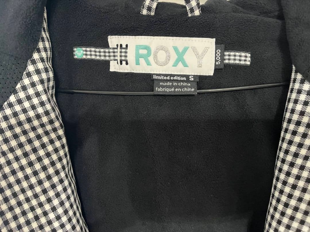 muccです 美品　スノーボード　ウェア　レディース　ROXY　ロキシー